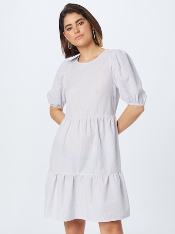 SISTERS POINT - Vestido 'VECA' em branco: frente