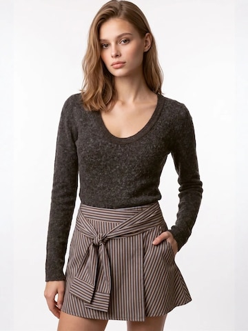 Pullover di MixRay in grigio: frontale