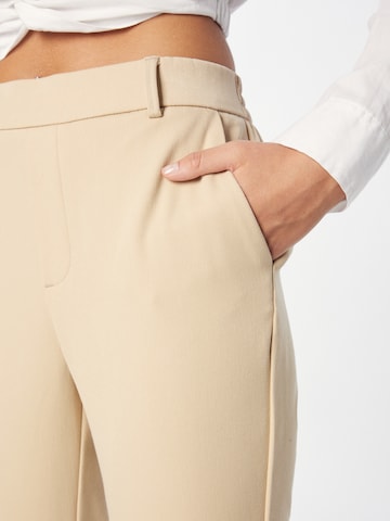 Coupe slim Pantalon 'MAYA' VERO MODA en beige