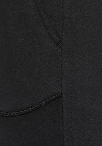 LASCANA - Tapered Calças em preto