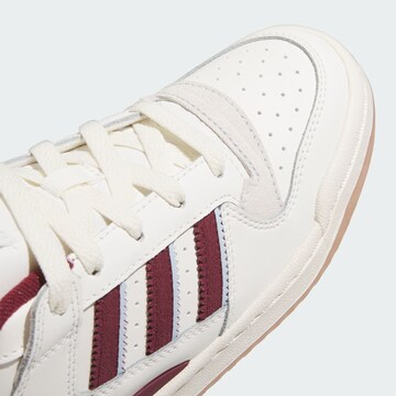 ADIDAS ORIGINALS Trampki niskie 'Forum' w kolorze biały