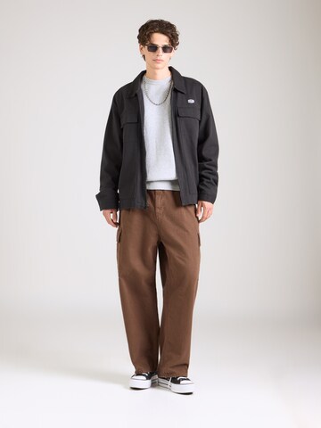 Pullover 'Stay Different' di Iriedaily in grigio