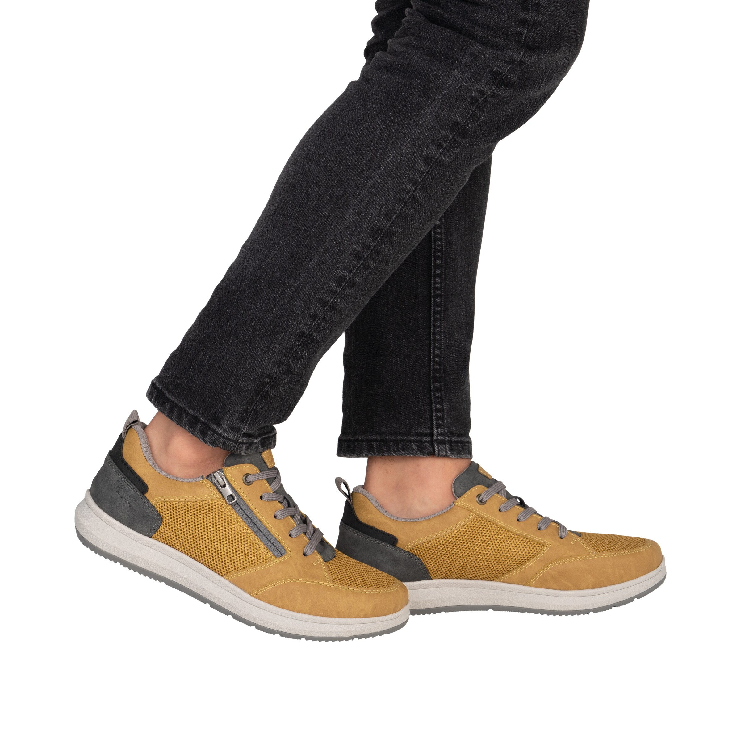 Baskets basses Rieker en jaune : devant
