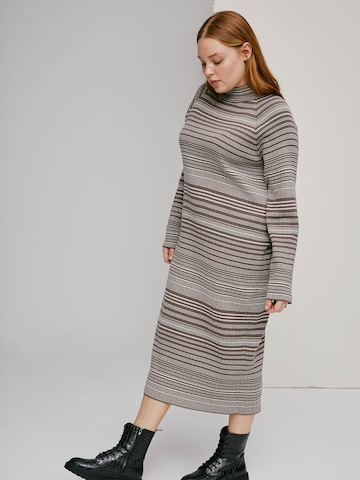 A LOT LESS Knitted dress 'Selina' in Brown