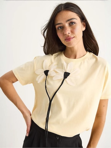 T-shirt Bianco Lucci en jaune : devant