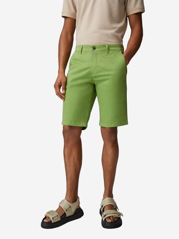 BOGNER Regular Shorts 'Miami' in Grün: Vorderseite