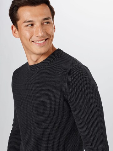 Superdry Regular fit Sweater in Black