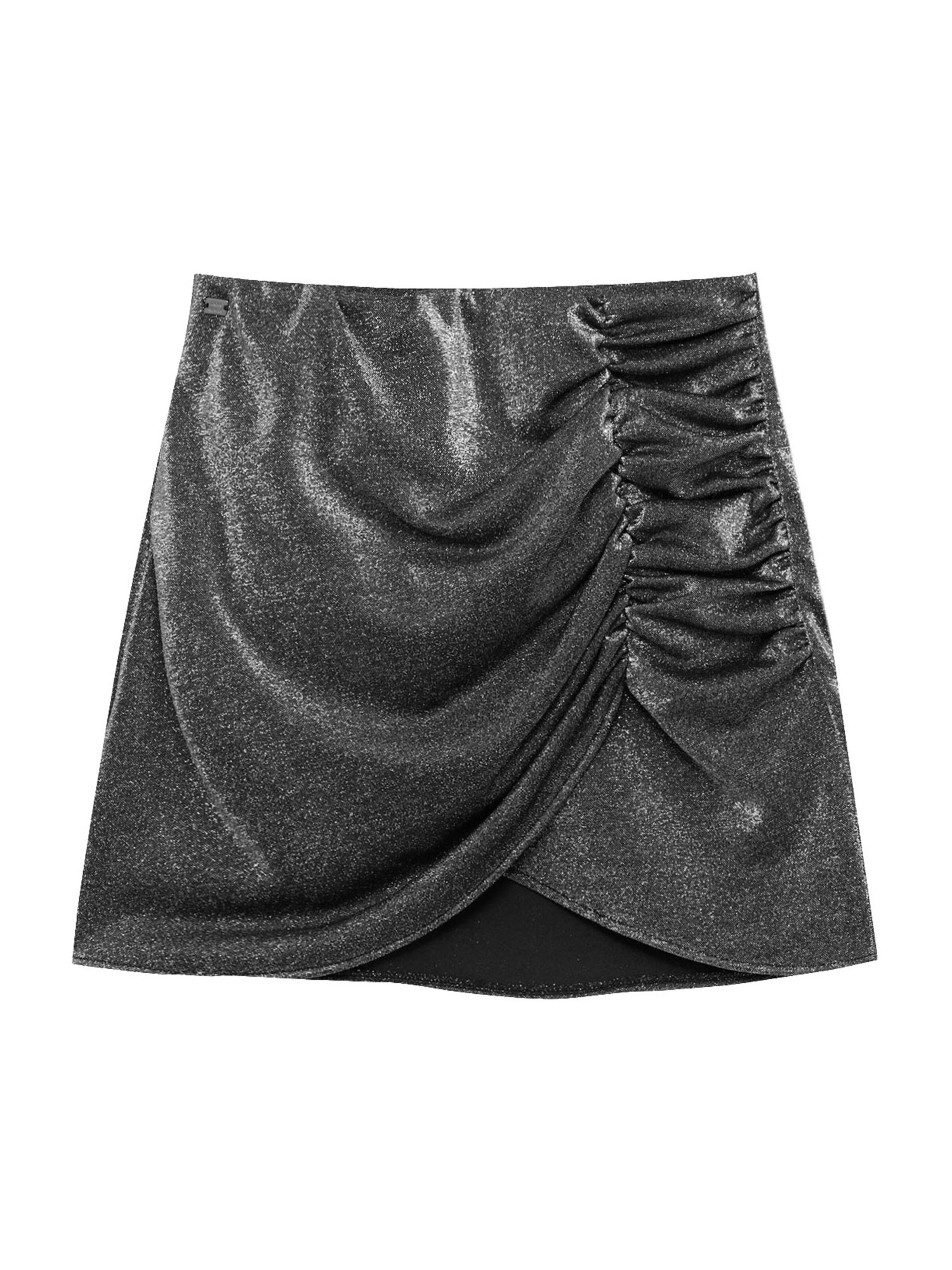 Pull&Bear Skirt in Black: front
