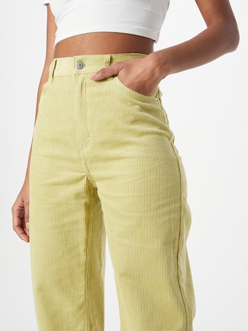 Monki - regular Pantalón en verde