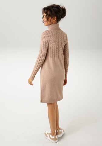 Aniston CASUAL Strickkleid in Beige