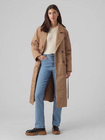 Manteau mi-saison 'PENCE' VERO MODA en marron