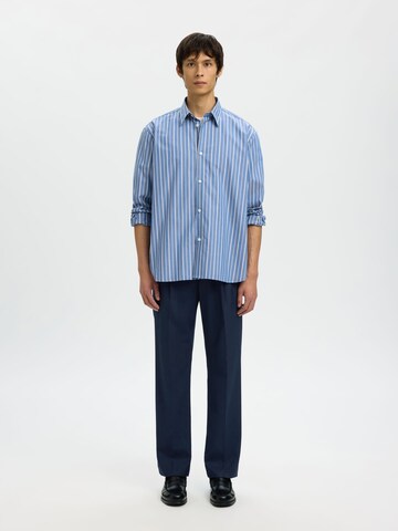 SELECTED Regular Hose in Blau