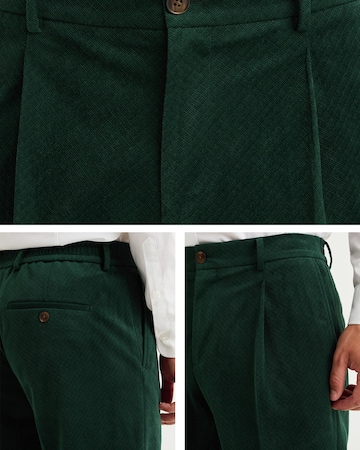 WE Fashion Слим фит Панталон в зелено