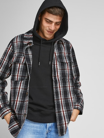 JACK & JONES Collegepaita värissä musta