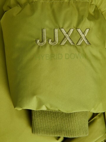 Manteau d’hiver 'ARELY' JJXX en vert