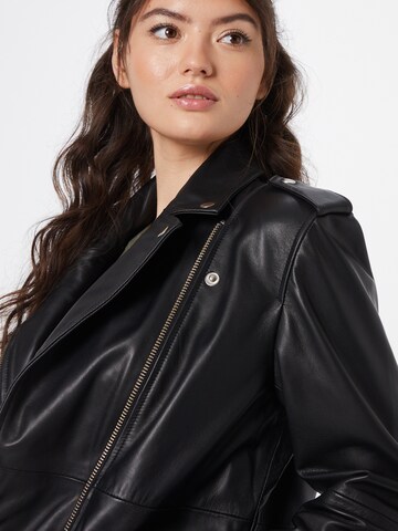 Gestuz Between-Season Jacket 'Zora' in Black