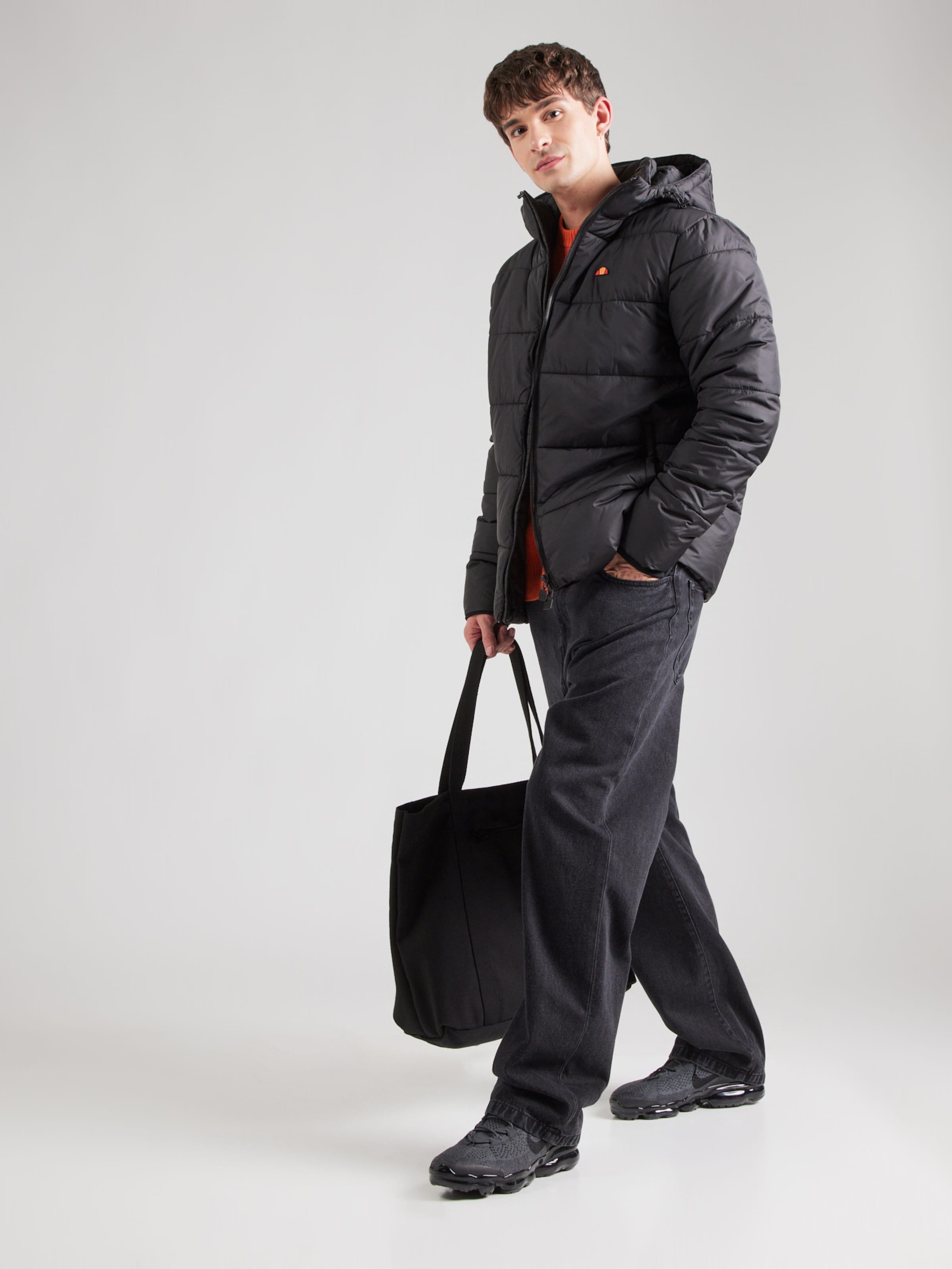 ellesse メンズ　ウィンターウェアー（上着） ELLESSE Winter Jacket 'Paddero' in Black | ABOUT YOU