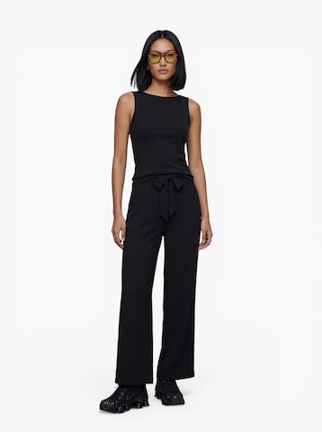 VERO MODA Wide Leg Laskoshousut 'VMCARLA' värissä musta