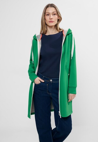 CECIL Between-Seasons Coat in Green: front