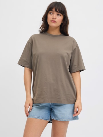 T-shirt 'JXSANDRA' JJXX en marron : devant