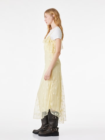 Koton Jurk ' Tüll-Maxikleid mit Rüschen ' in Geel