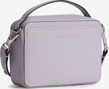 Calvin Klein Jeans Tasche in Lila