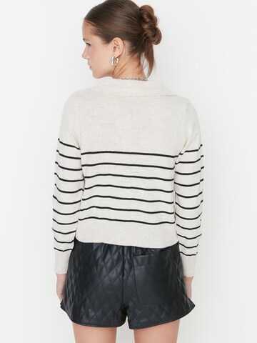 Cardigan Trendyol en beige