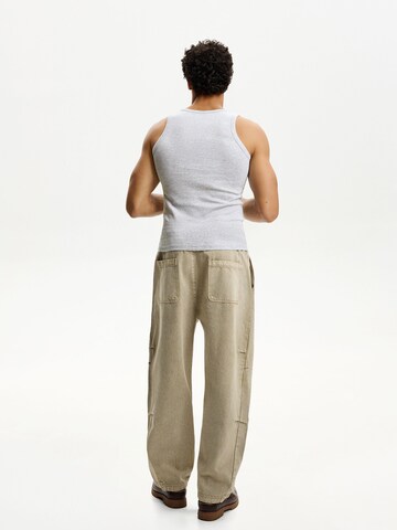 T-Shirt Bershka en gris