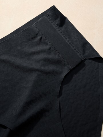 Next Püksikud, värv must