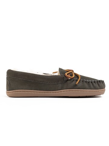 Minnetonka Mokassin in Grau