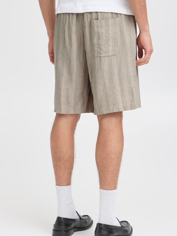 !Solid Regular Hose 'SDLiam' in Beige