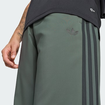 ADIDAS ORIGINALS - Loosefit Calças 'Teamgeist 26' em cinzento