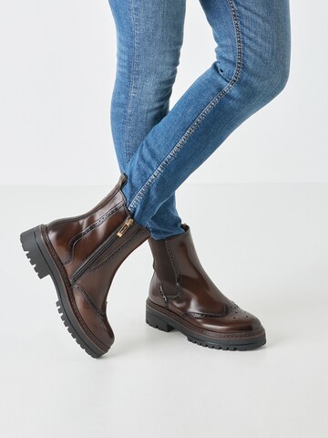 Tamaris Chelsea boots in Bruin: voorkant