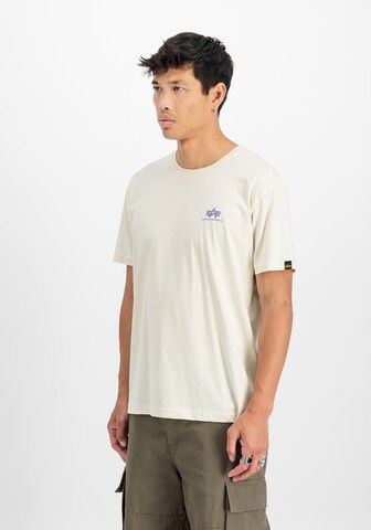 Regular fit Maglietta di ALPHA INDUSTRIES in bianco: frontale