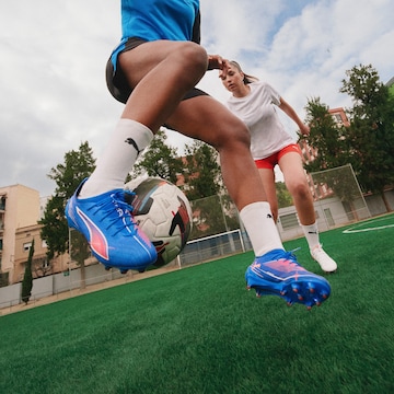 Chaussure de foot 'Ultra 6 Ultimate' PUMA en bleu