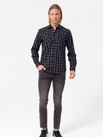 By Diess Collection Regular Fit Paita värissä musta