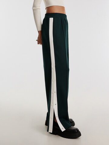 EDITED Wide leg Trousers 'Vica' in Green