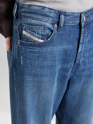 DIESEL Wide Leg Jeans '1996 D-SIRE' in Blau