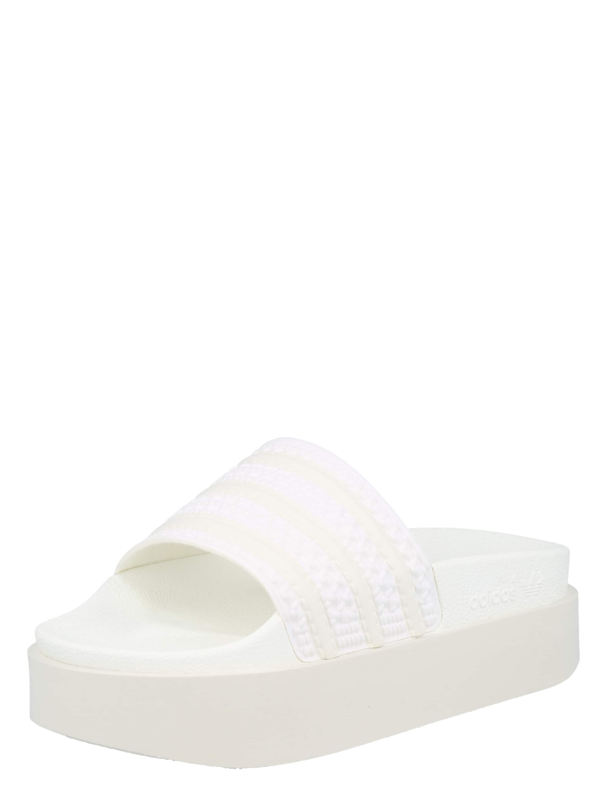 ADIDAS ORIGINALS Muiltjes 'Bonega adilette' in Offwhite | ABOUT YOU