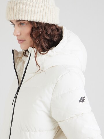 4F Sportjacke in Weiß