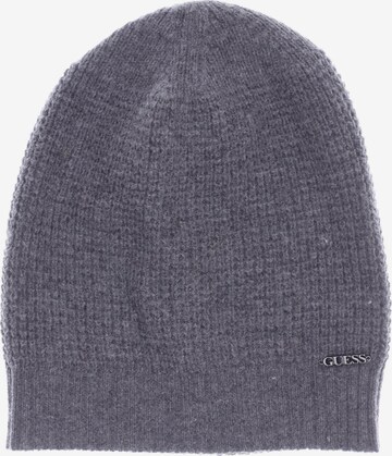 GUESS Hut oder Mütze L in Grau: predná strana