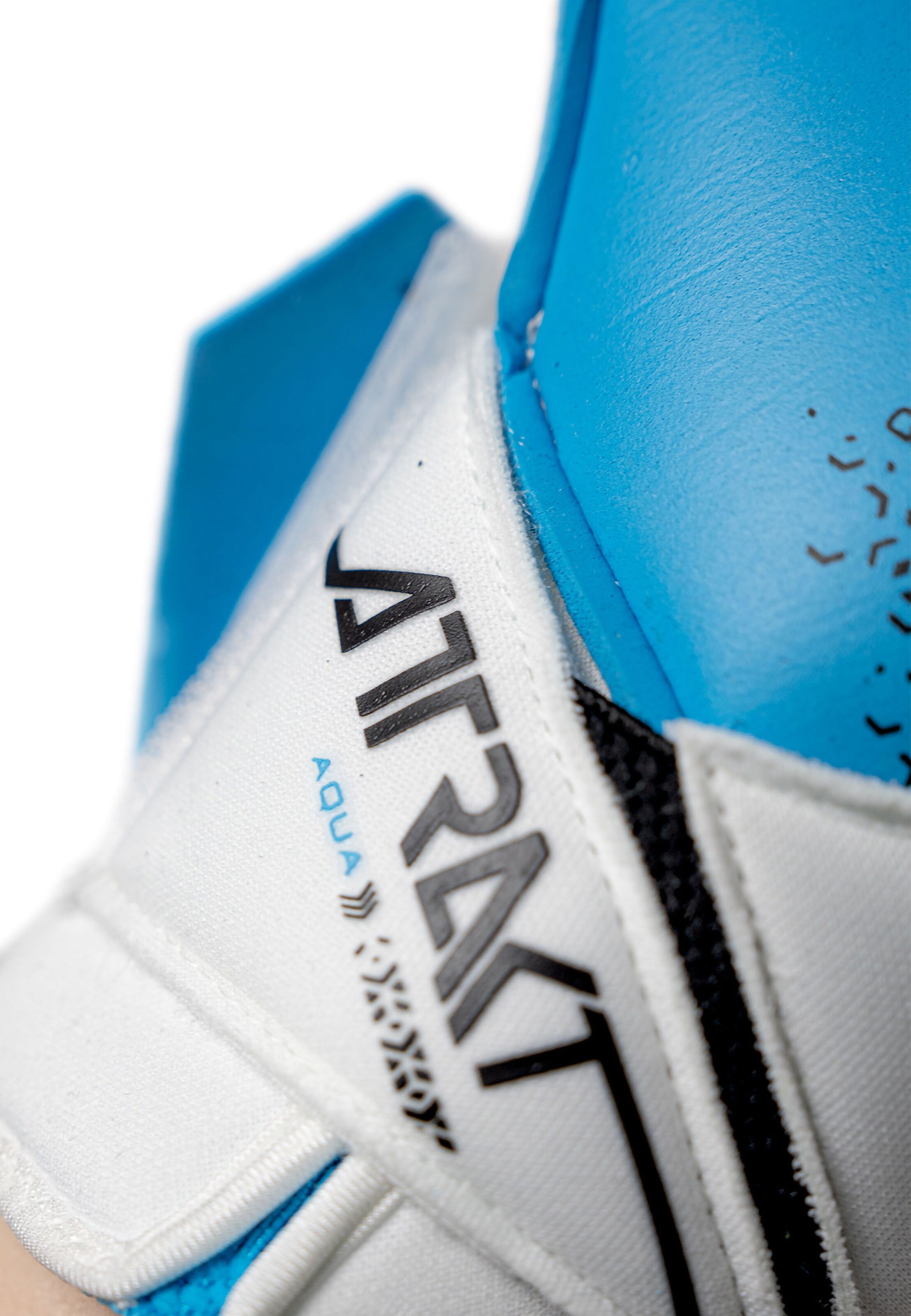 REUSCH Sports gloves 'Attrakt Aqua Evolution' in Mixed colours