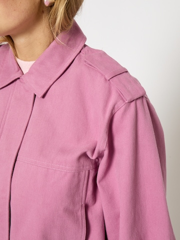 Veste mi-saison 'Jenny' Peppercorn en rose