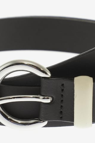 LEVI'S ® Belt in One size in Black