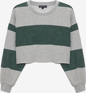 No Matter What Sweatshirt in Grün: Vorderseite