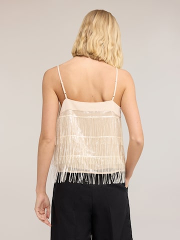 Top di MOTIVI in beige