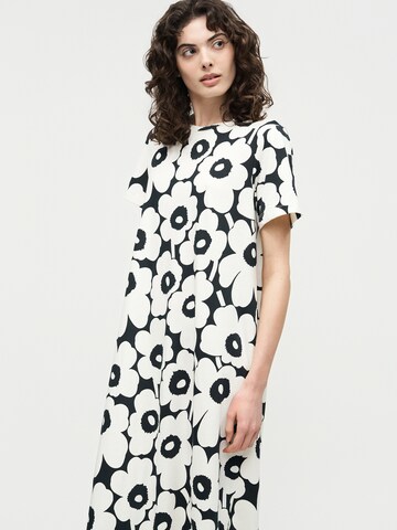 Marimekko Zomerjurk 'PISTEINEN UNIKKO' in Zwart