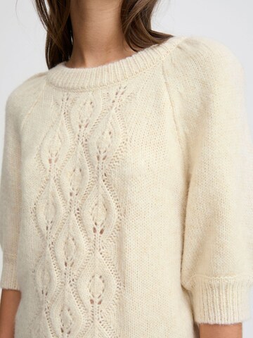 Pull-over 'Oksana' b.young en beige