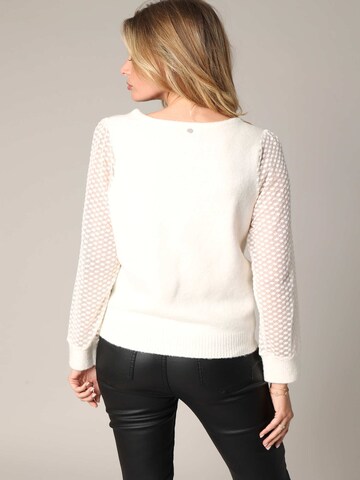 Pull-over 'Sijade' Deeluxe en blanc