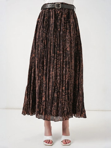 Bigdart Skirt in Brown: front